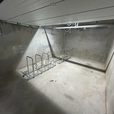 Apartment T2 Avec Terrasse, Clim, Parking Et Wifi - Fr-1-503-155 *